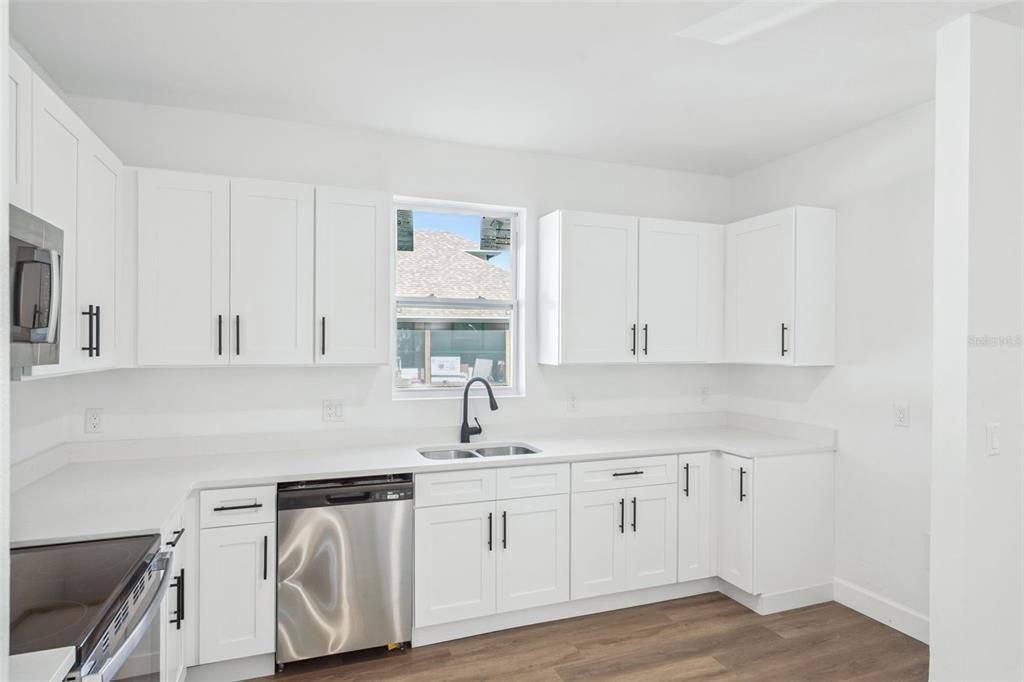 En Venta: $315,000 (3 camas, 1 baños, 1053 Pies cuadrados)