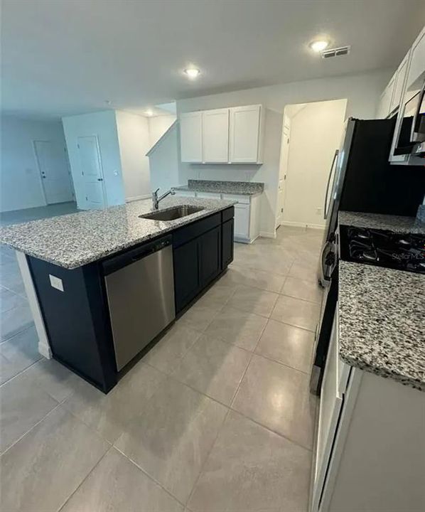 En Renta: $2,500 (3 camas, 2 baños, 1536 Pies cuadrados)