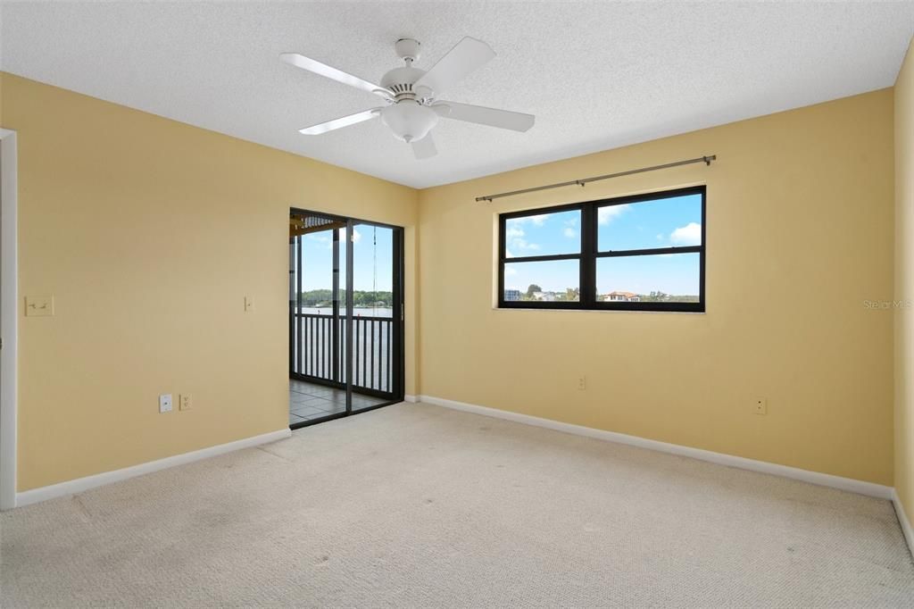 For Rent: $1,950 (2 beds, 2 baths, 1025 Square Feet)