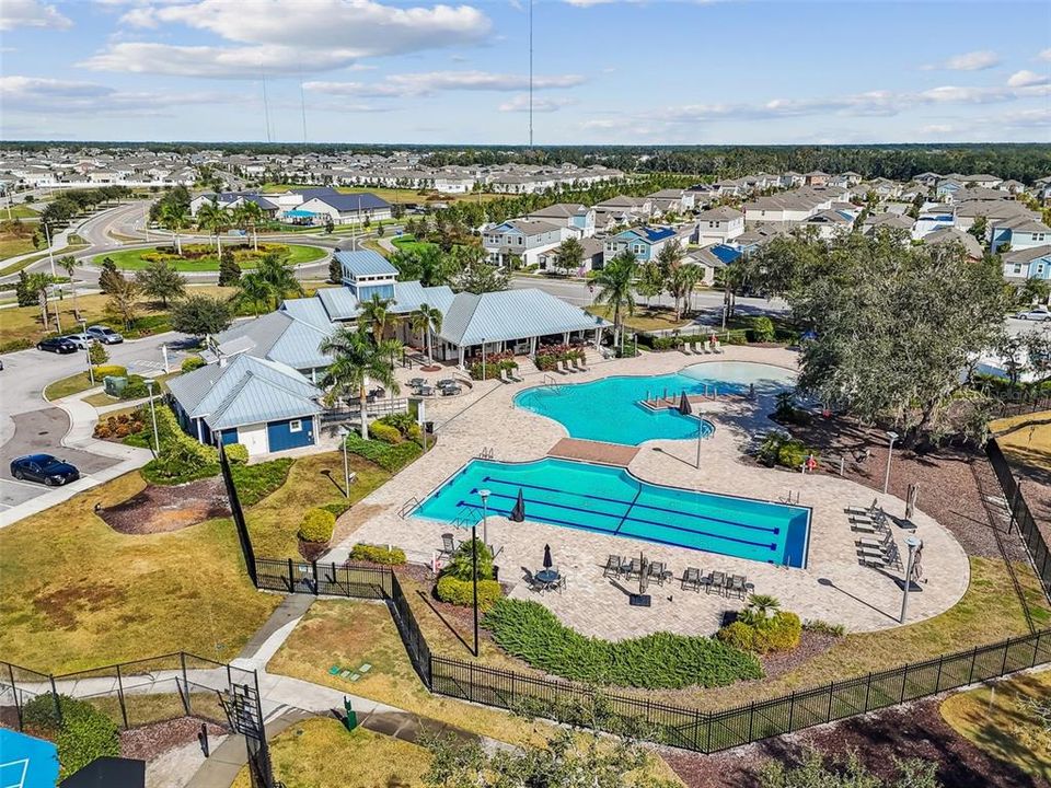 For Sale: $420,000 (4 beds, 3 baths, 2377 Square Feet)