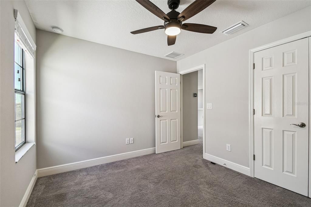 For Sale: $420,000 (4 beds, 3 baths, 2377 Square Feet)