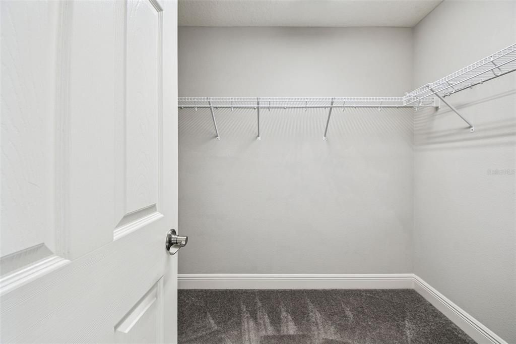 For Sale: $420,000 (4 beds, 3 baths, 2377 Square Feet)