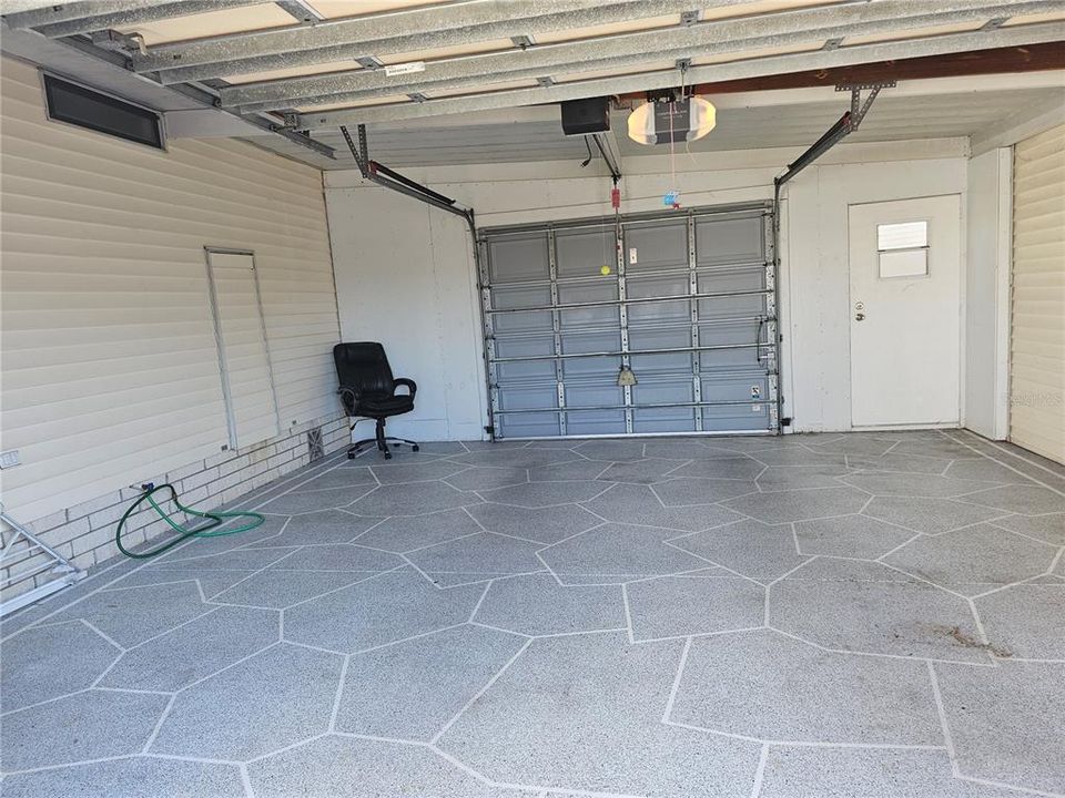 For Sale: $259,900 (2 beds, 2 baths, 1573 Square Feet)