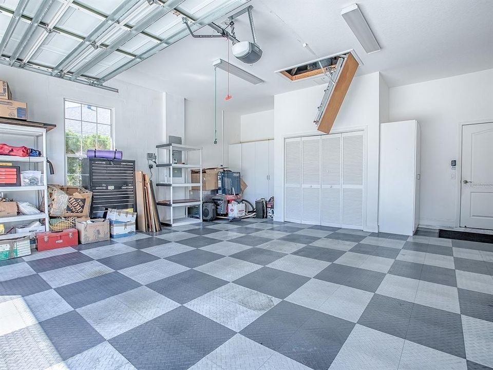 Active With Contract: $725,000 (3 beds, 2 baths, 2460 Square Feet)