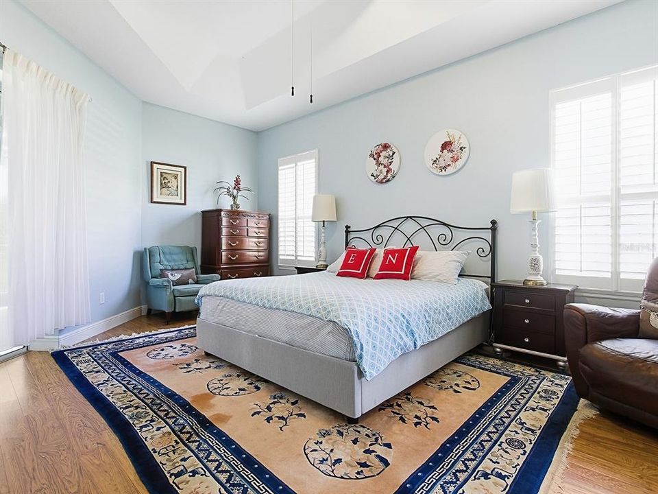 Active With Contract: $725,000 (3 beds, 2 baths, 2460 Square Feet)