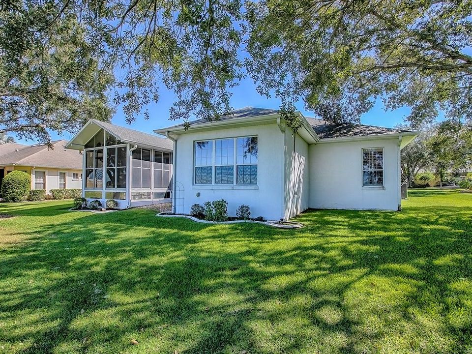 Active With Contract: $725,000 (3 beds, 2 baths, 2460 Square Feet)