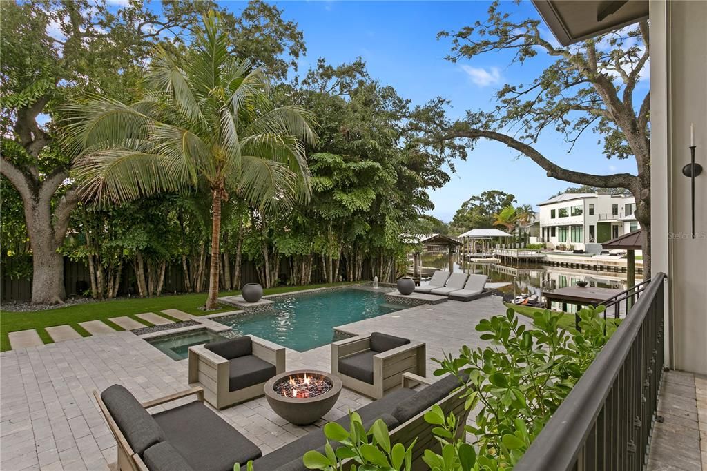 出租: $27,000 (5 贝兹, 5 浴室, 4406 平方英尺)