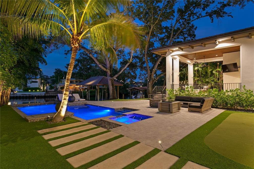 出租: $27,000 (5 贝兹, 5 浴室, 4406 平方英尺)