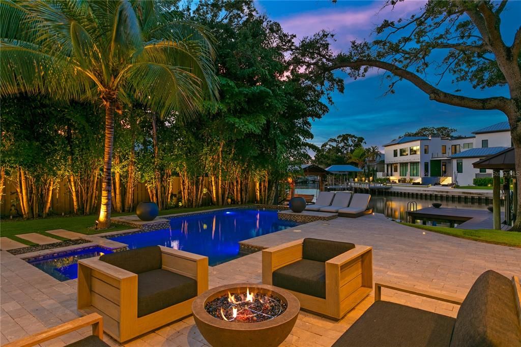 出租: $27,000 (5 贝兹, 5 浴室, 4406 平方英尺)