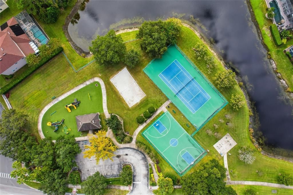 待售: $575,000 (4 贝兹, 2 浴室, 2488 平方英尺)