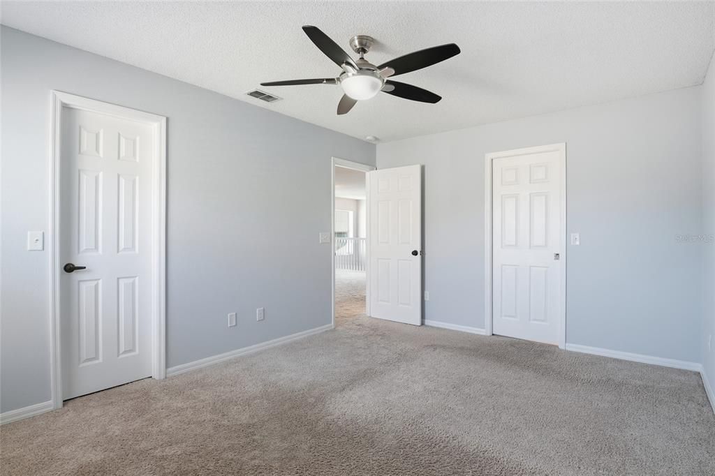 待售: $575,000 (4 贝兹, 2 浴室, 2488 平方英尺)