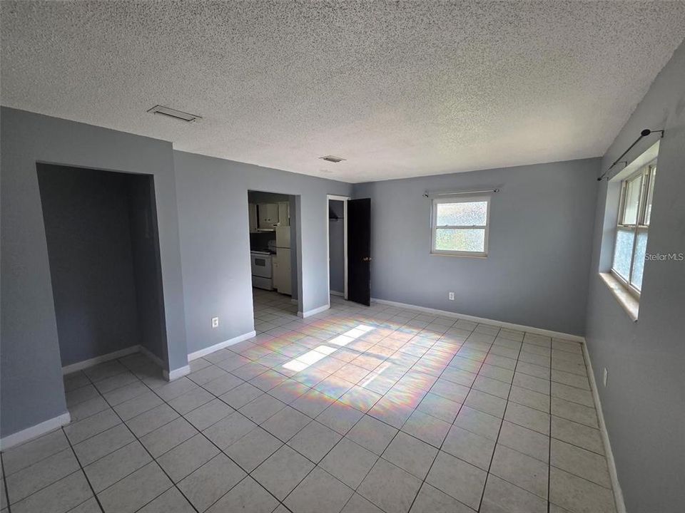 En Renta: $1,100 (2 camas, 1 baños, 750 Pies cuadrados)