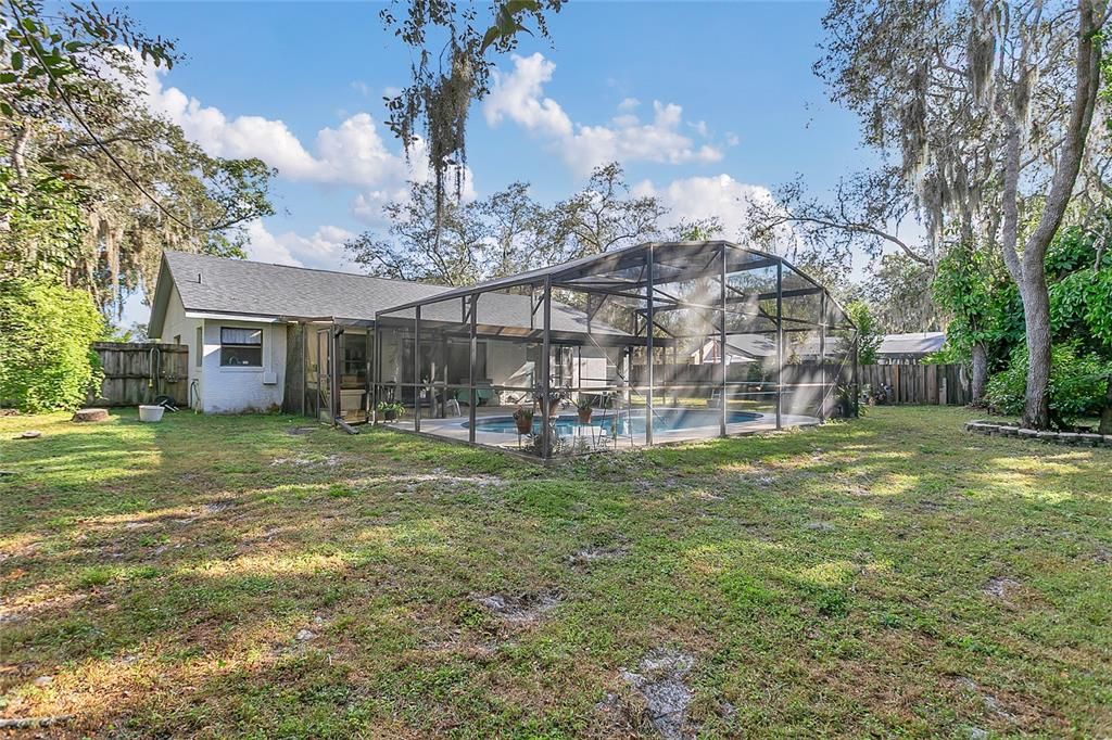 For Sale: $462,500 (3 beds, 2 baths, 1653 Square Feet)