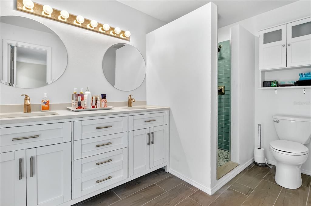 For Sale: $462,500 (3 beds, 2 baths, 1653 Square Feet)