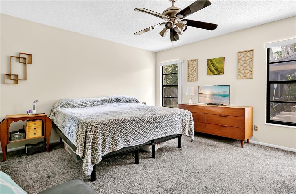 For Sale: $462,500 (3 beds, 2 baths, 1653 Square Feet)