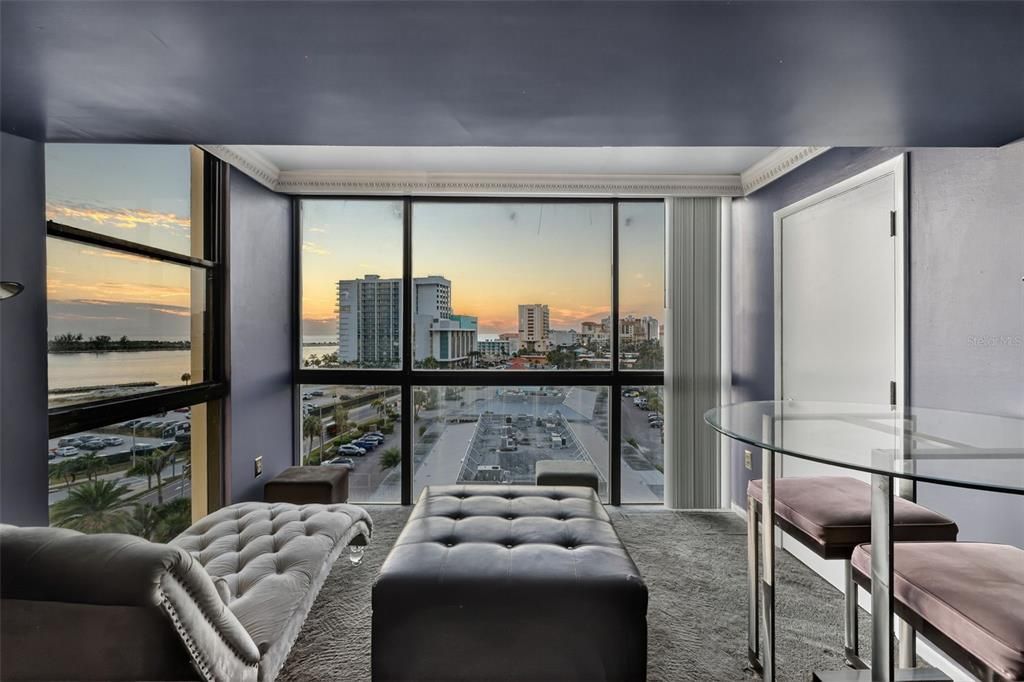 待售: $410,000 (2 贝兹, 2 浴室, 1310 平方英尺)