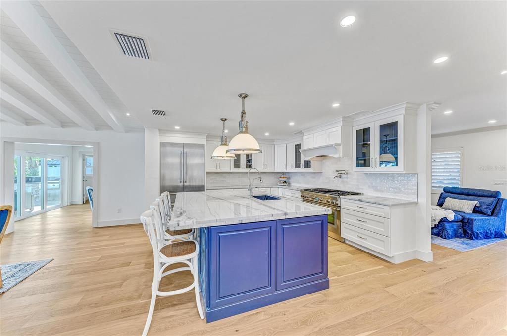 For Sale: $3,950,000 (3 beds, 3 baths, 2645 Square Feet)