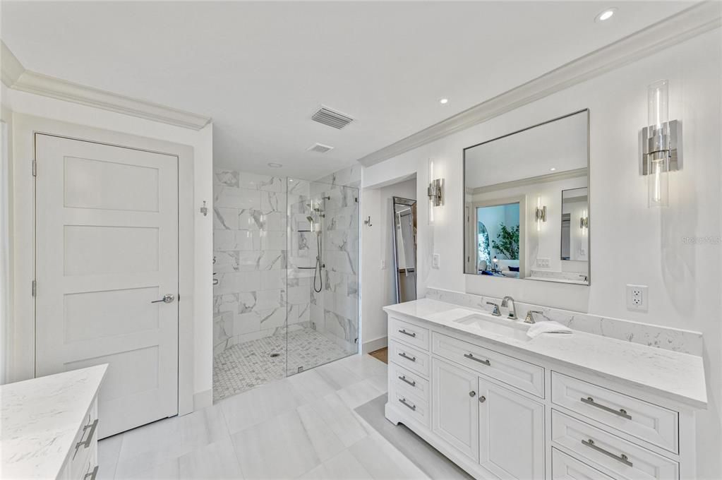 For Sale: $3,950,000 (3 beds, 3 baths, 2645 Square Feet)