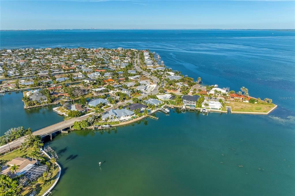 For Sale: $3,950,000 (3 beds, 3 baths, 2645 Square Feet)