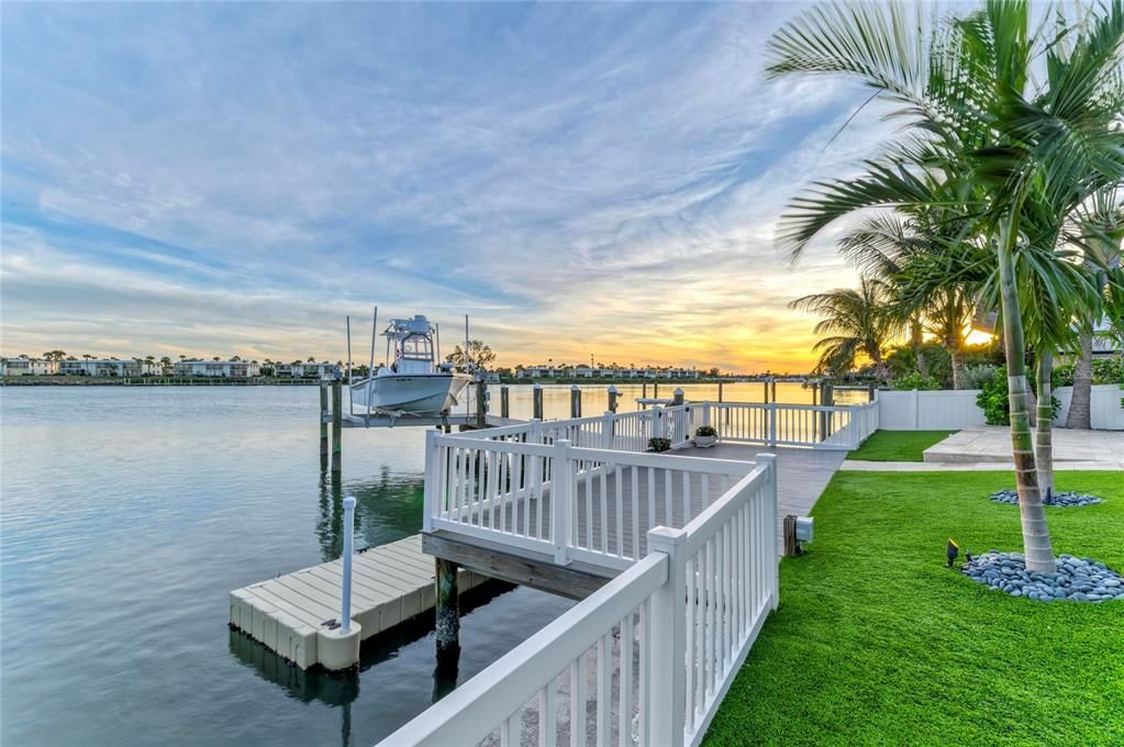 For Sale: $3,950,000 (3 beds, 3 baths, 2645 Square Feet)