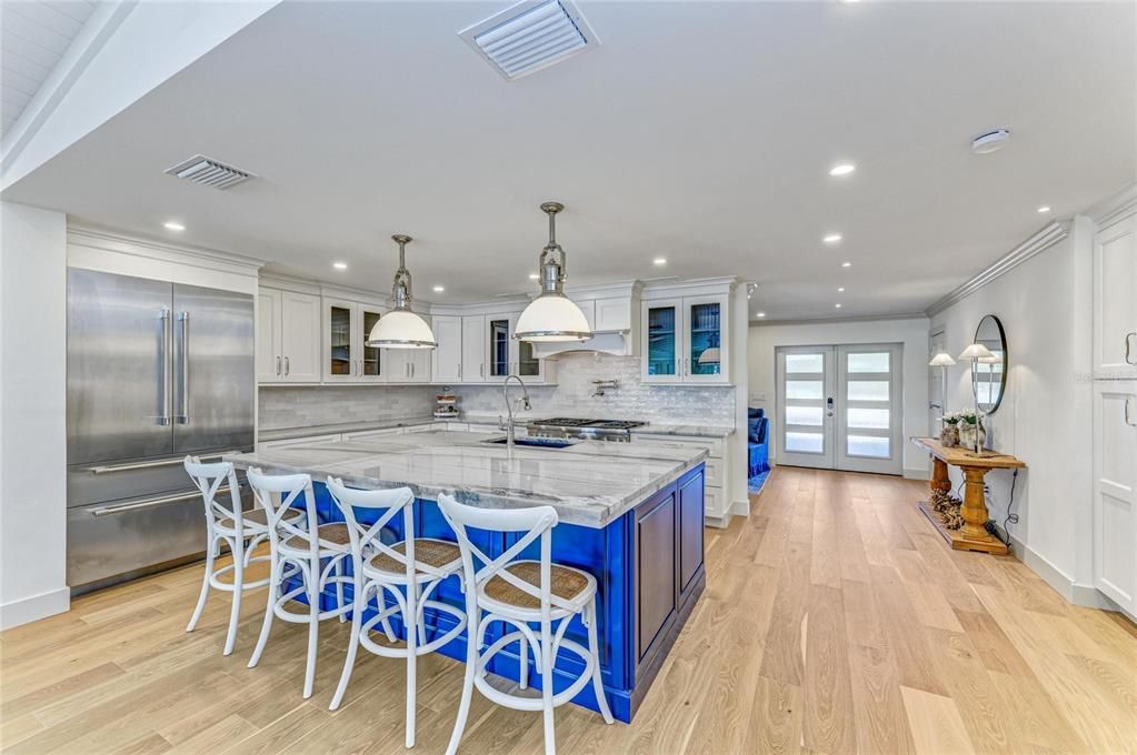 For Sale: $3,950,000 (3 beds, 3 baths, 2645 Square Feet)