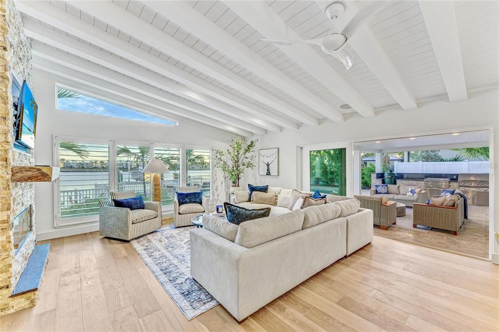 For Sale: $3,950,000 (3 beds, 3 baths, 2645 Square Feet)