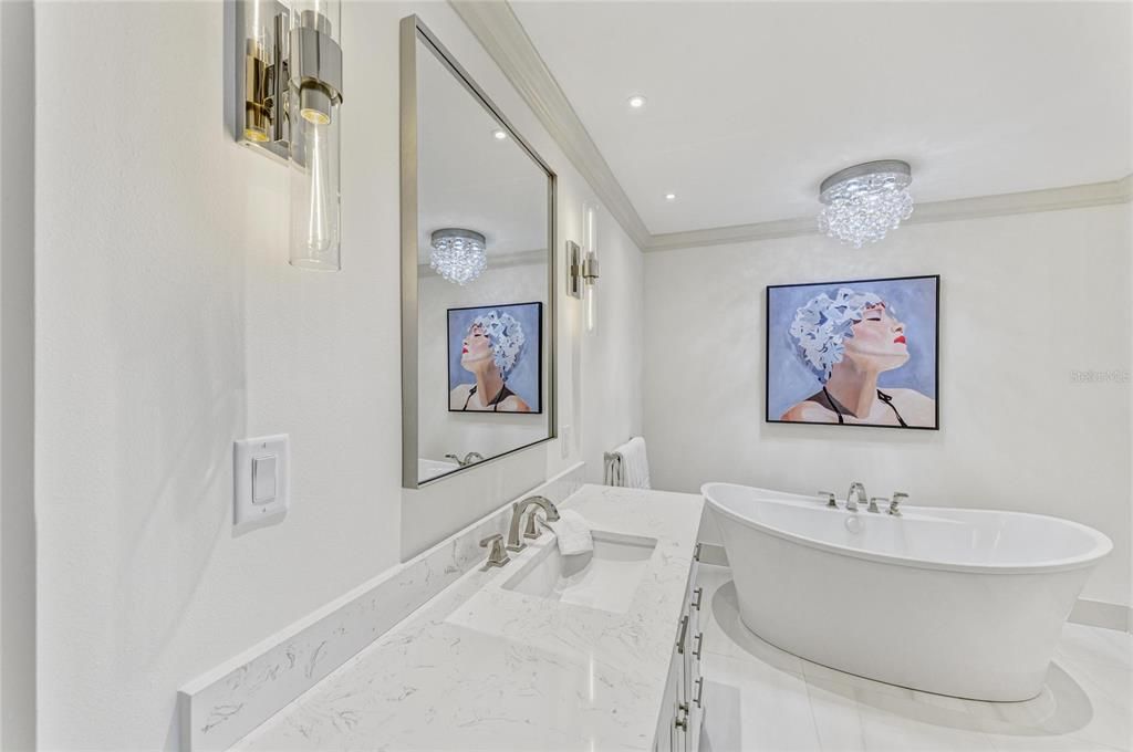 For Sale: $3,950,000 (3 beds, 3 baths, 2645 Square Feet)