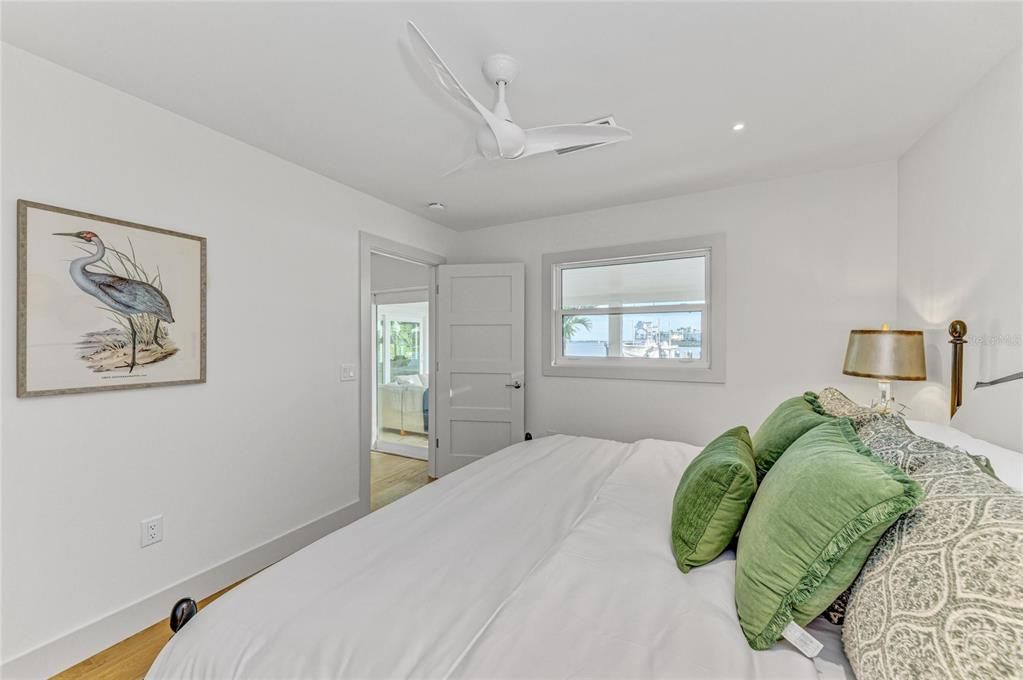 For Sale: $3,950,000 (3 beds, 3 baths, 2645 Square Feet)