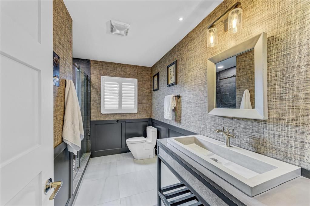 For Sale: $3,950,000 (3 beds, 3 baths, 2645 Square Feet)