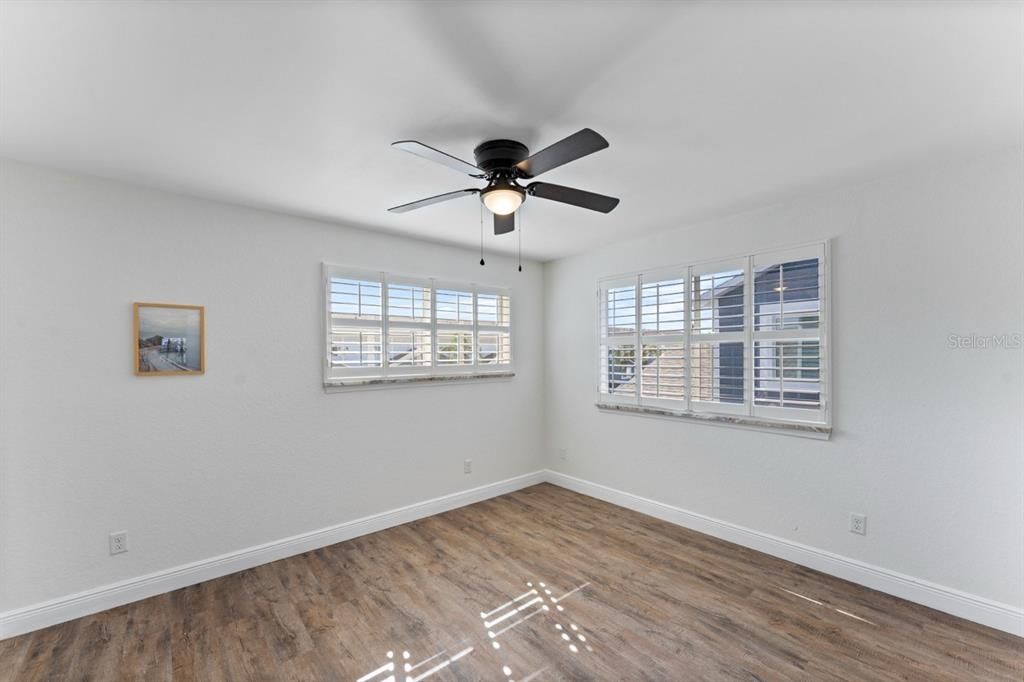 En Venta: $657,000 (3 camas, 3 baños, 1462 Pies cuadrados)