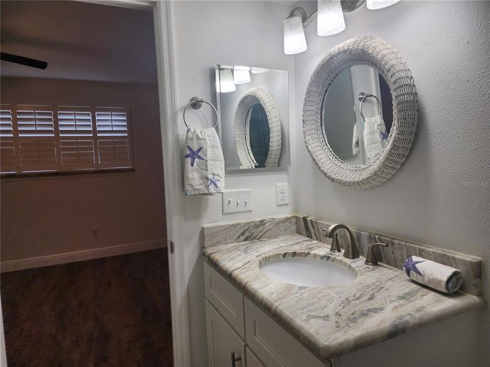 En Venta: $657,000 (3 camas, 3 baños, 1462 Pies cuadrados)