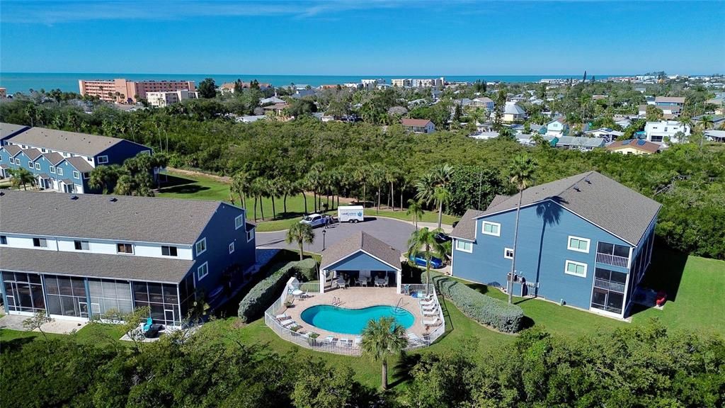 En Venta: $657,000 (3 camas, 3 baños, 1462 Pies cuadrados)