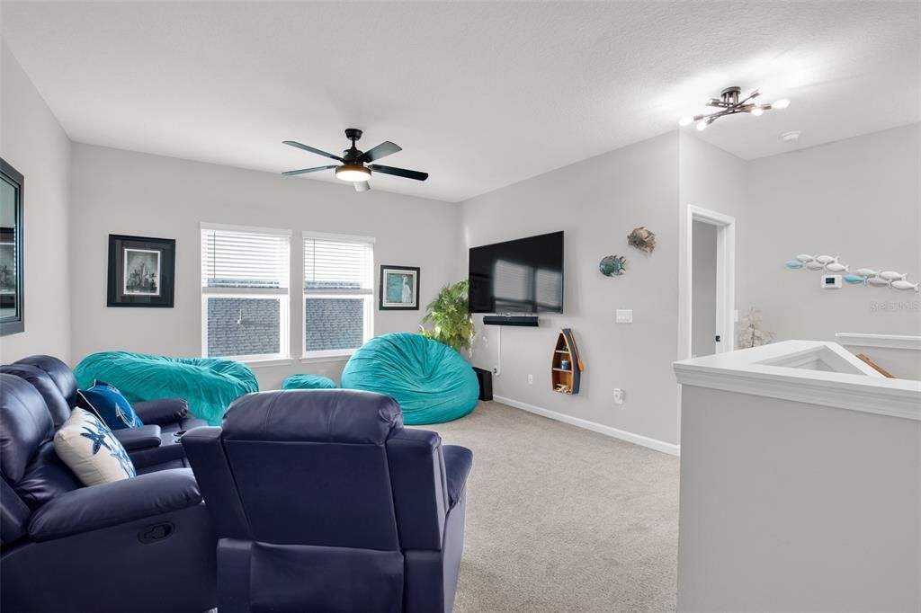 For Sale: $459,900 (3 beds, 2 baths, 2498 Square Feet)