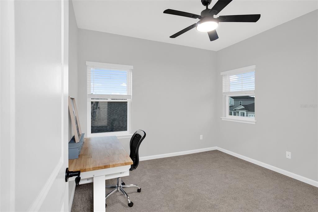 For Sale: $459,900 (3 beds, 2 baths, 2498 Square Feet)