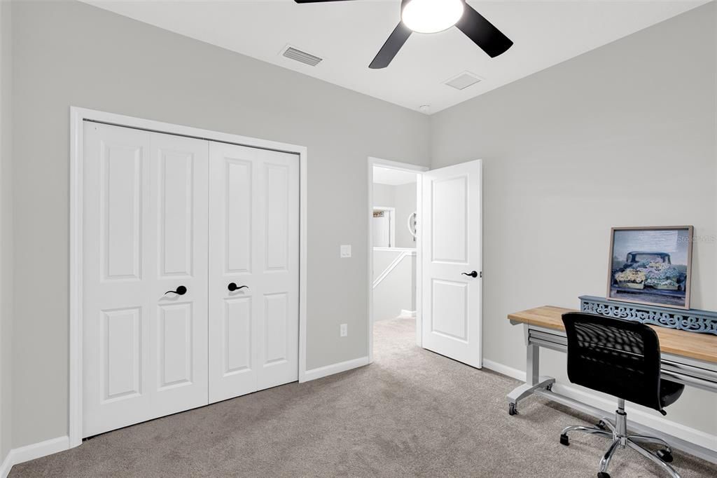 For Sale: $459,900 (3 beds, 2 baths, 2498 Square Feet)