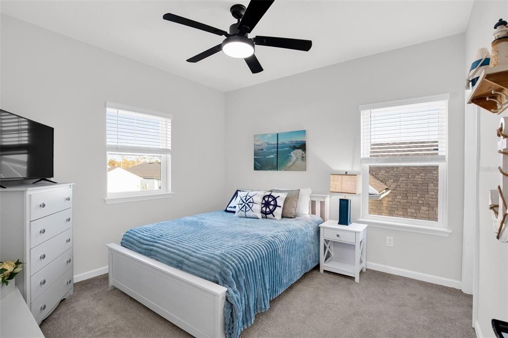 For Sale: $459,900 (3 beds, 2 baths, 2498 Square Feet)