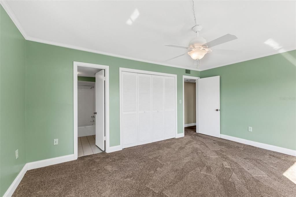 待售: $274,900 (2 贝兹, 2 浴室, 1741 平方英尺)