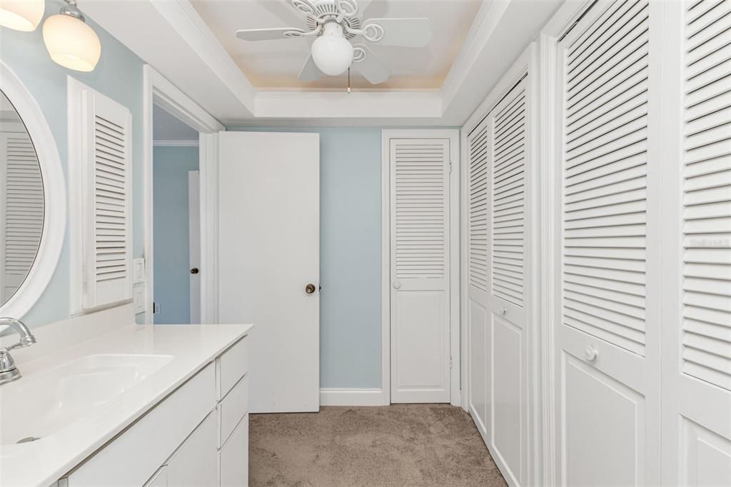 待售: $274,900 (2 贝兹, 2 浴室, 1741 平方英尺)