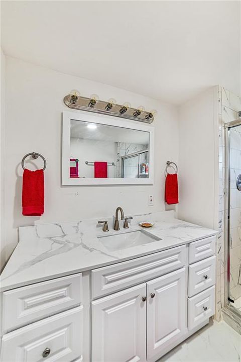 For Sale: $150,000 (2 beds, 2 baths, 480 Square Feet)