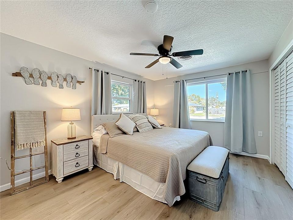 Active With Contract: $359,900 (4 beds, 3 baths, 1943 Square Feet)