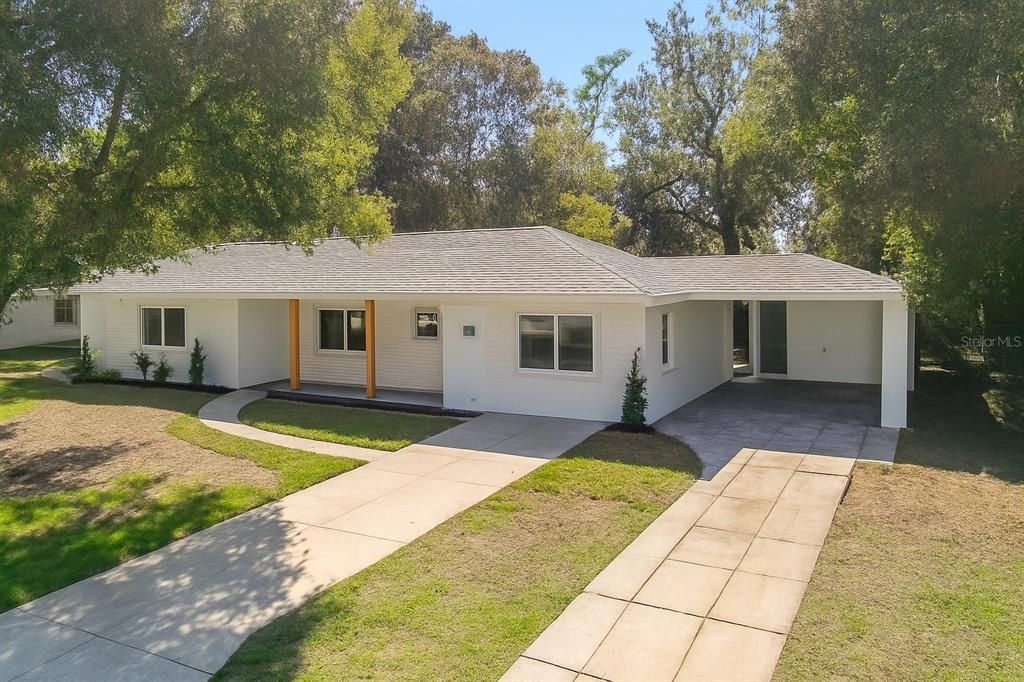 Active With Contract: $359,900 (4 beds, 3 baths, 1943 Square Feet)