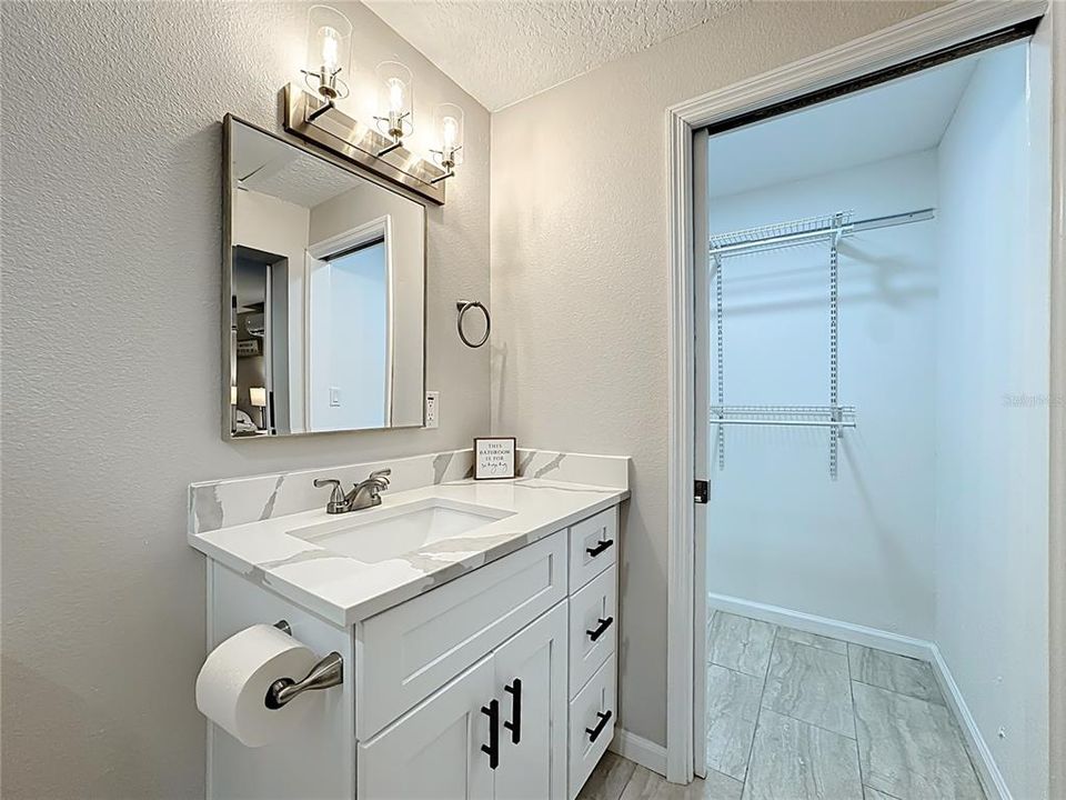 Active With Contract: $359,900 (4 beds, 3 baths, 1943 Square Feet)