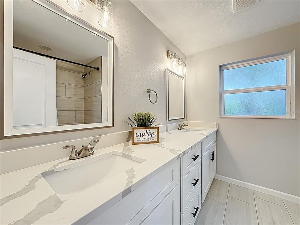 Active With Contract: $359,900 (4 beds, 3 baths, 1943 Square Feet)