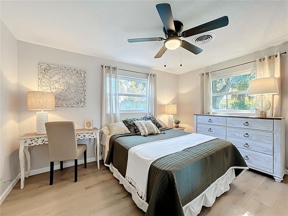 Active With Contract: $359,900 (4 beds, 3 baths, 1943 Square Feet)