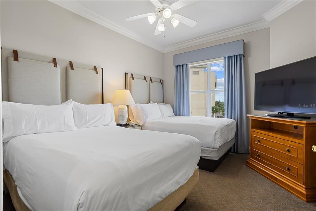 Active With Contract: $450,000 (3 beds, 2 baths, 1387 Square Feet)