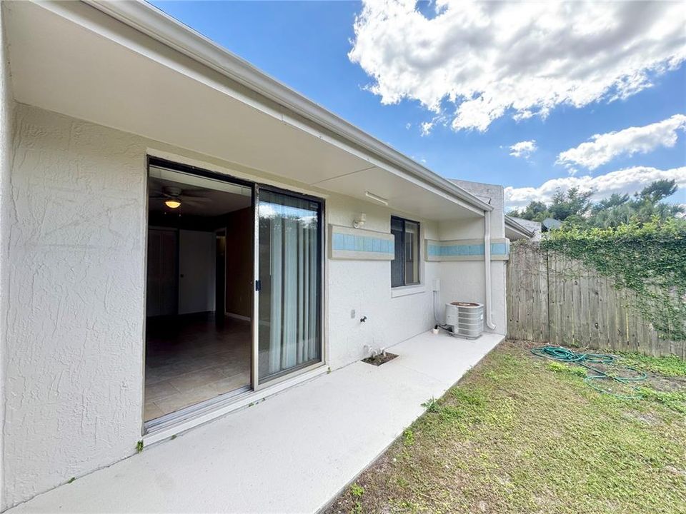 En Venta: $165,000 (2 camas, 2 baños, 1140 Pies cuadrados)