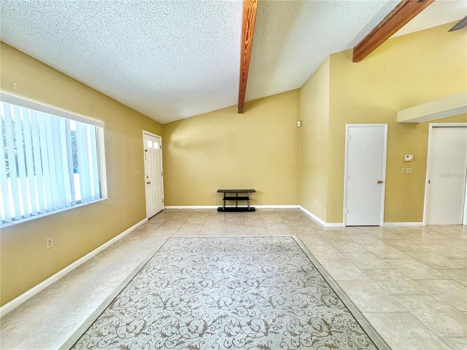 En Venta: $165,000 (2 camas, 2 baños, 1140 Pies cuadrados)