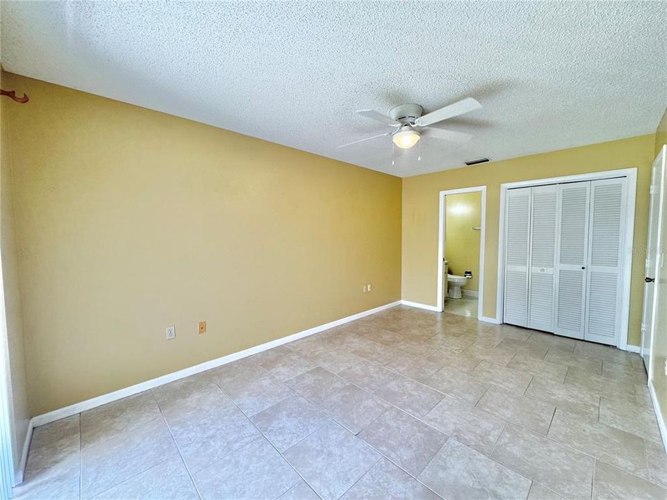 En Venta: $165,000 (2 camas, 2 baños, 1140 Pies cuadrados)