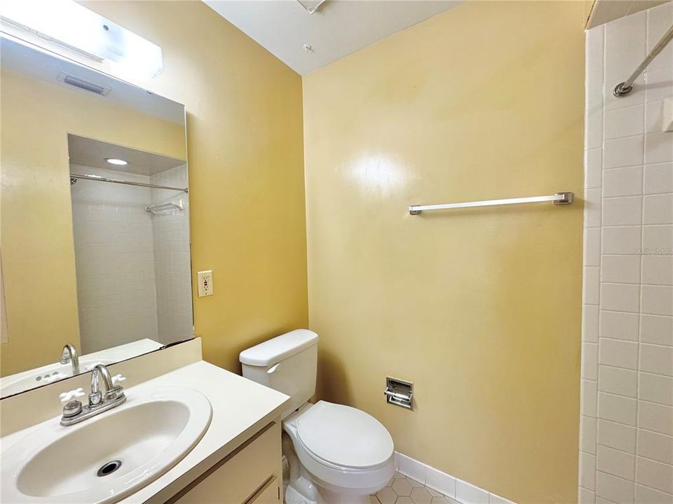 En Venta: $165,000 (2 camas, 2 baños, 1140 Pies cuadrados)