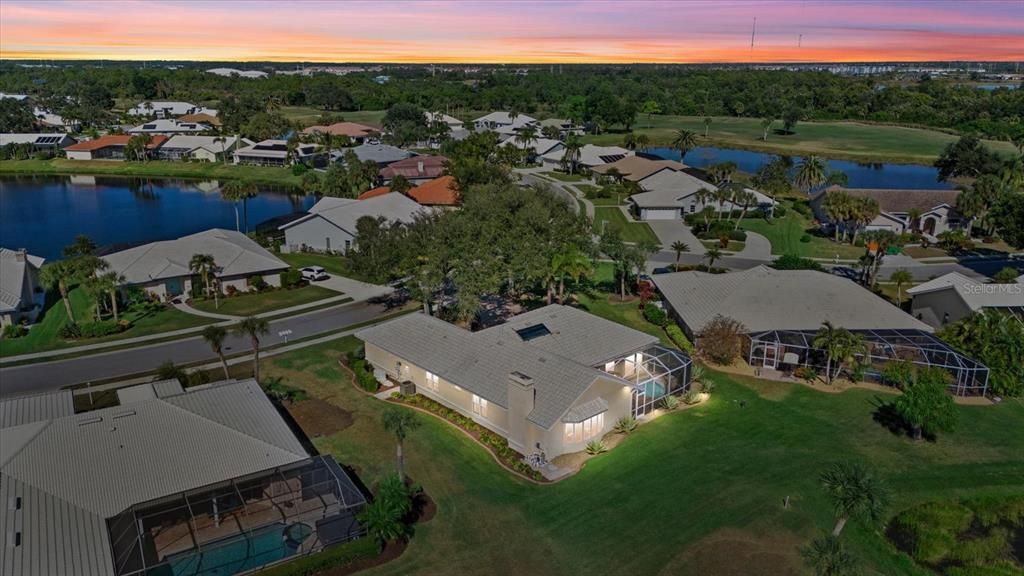 For Sale: $625,000 (3 beds, 2 baths, 2463 Square Feet)